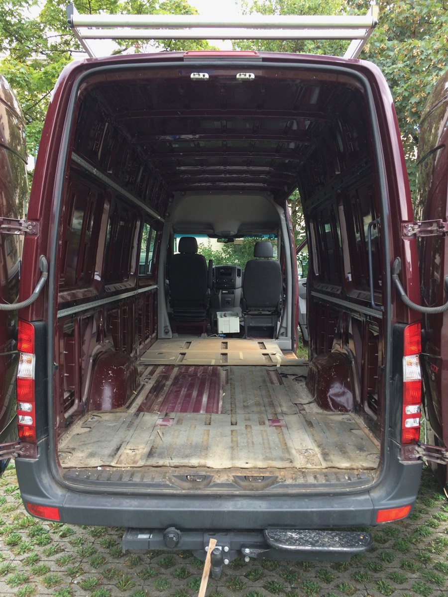 Die leere Kabine des 4x4 Sprinters