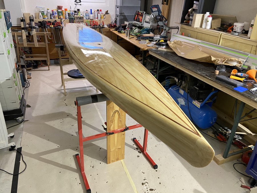 .. . und das Epoxy aushärten lassen